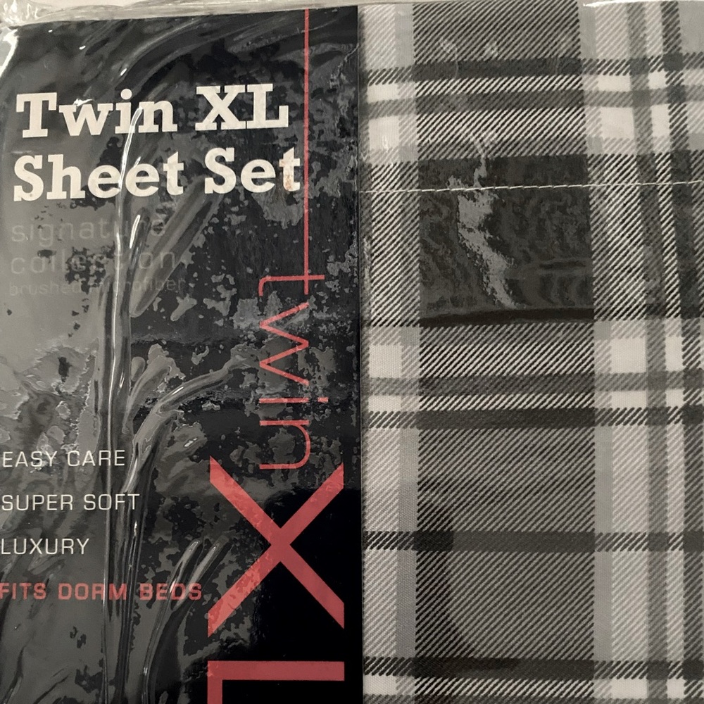 Signature Collection Twin XL 3PC Sheet Set NIP